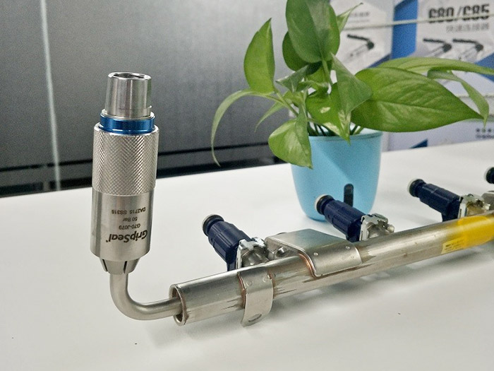 油導(dǎo)軌密封測(cè)試接頭G70系列